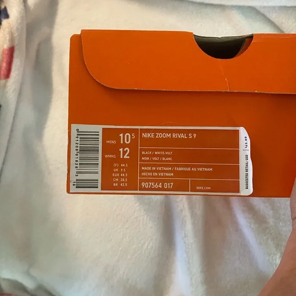 Nike Black and White Track Sneakers - Picture 3 of 3